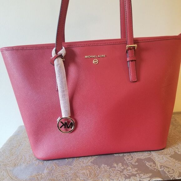 New With Tags Large Red Michael Kors City Tote - Picture 1 of 10